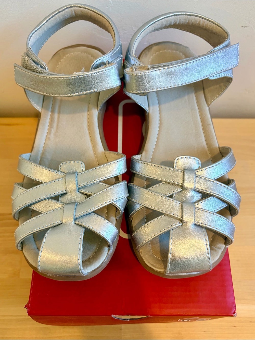 NEW w BOX See Kai Run Camila Silver Sandals Size 3Y $58 Leather Pediatrician Rec